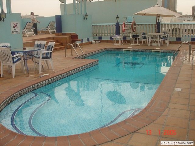 Jonrad Hotel Dubai Buitenkant foto